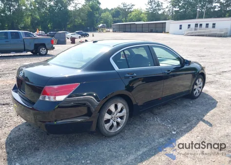 2010 Honda Accord 2.4 Ex-L z USA, uszkodzony, nr VIN 1HGCP2F88AA055858